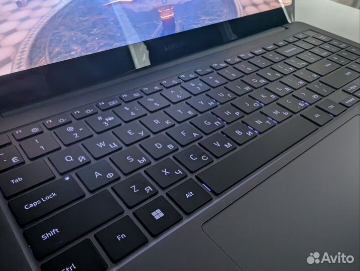 Samsung Galaxy Book3 Amoled i7-13700H RTX 4050 1TB