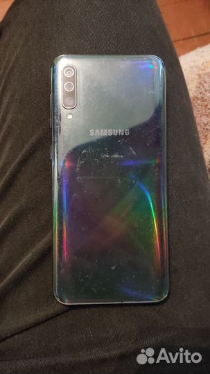 Samsung Galaxy A50, 4/64 ГБ