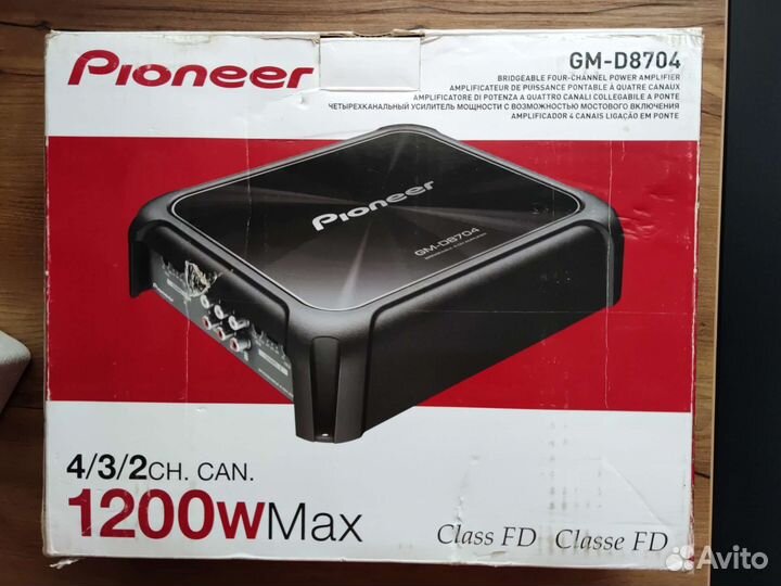 Pioneer GM-D8704