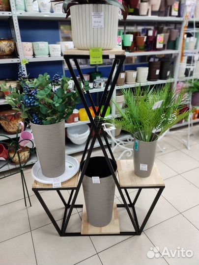 Цветочницы в стиле Лофт