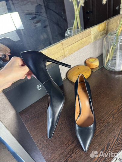 Туфли лодочки черные 39р Эконика оригинал новые