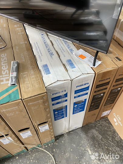 Телевизор Smart Hisense 140см