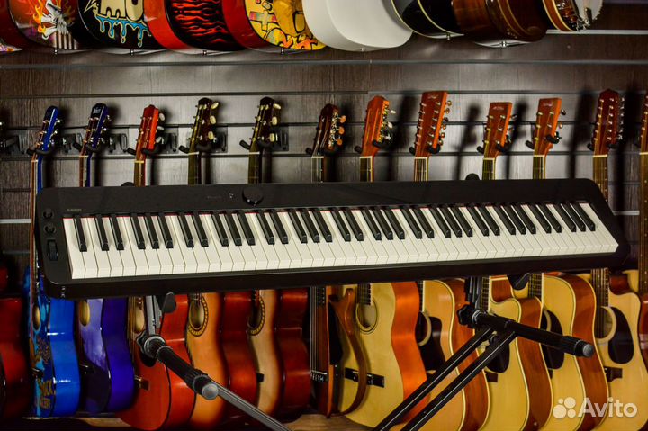 Цифровое пианино Casio + Аксессуары