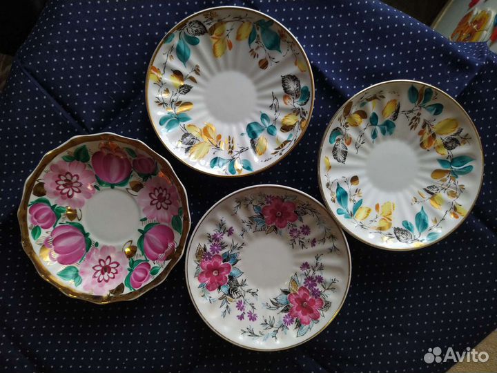 Гжель, посуда и фигурки, фарфор