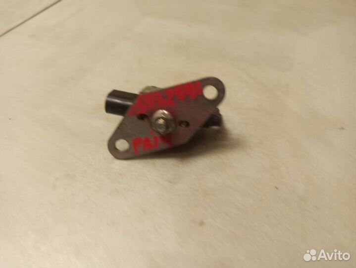 Электромагнитный клапан MR988192