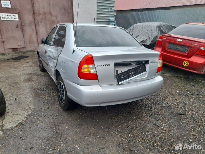 Hyundai Accent 2002 год в полный разбор