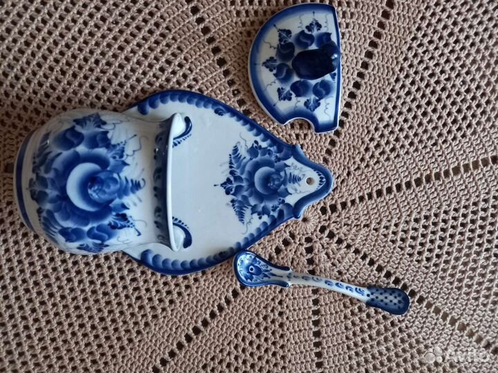 Солонка настенная Гжель