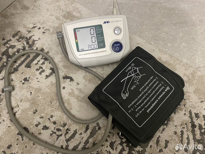Тонометр автоматический AND UA-777 AC с адаптером
