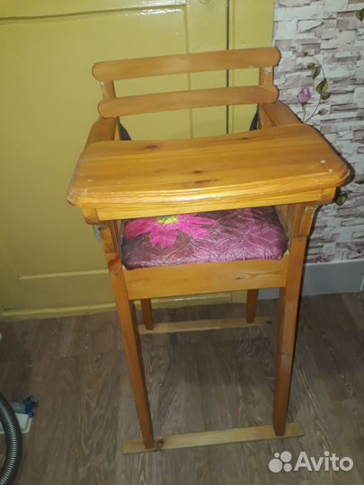 Стульчик для кормления