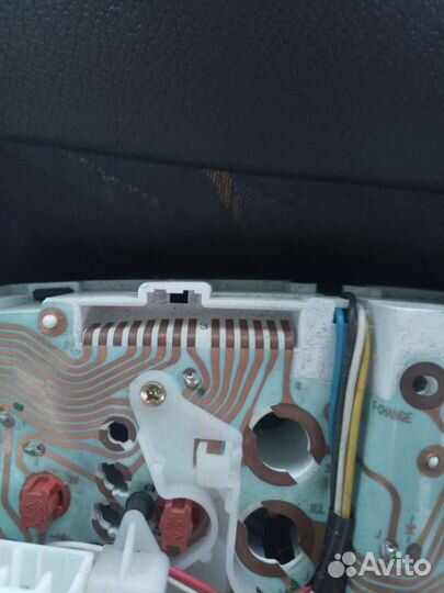 Панель щиток приборов Mazda Xedos 9 2.5 ат