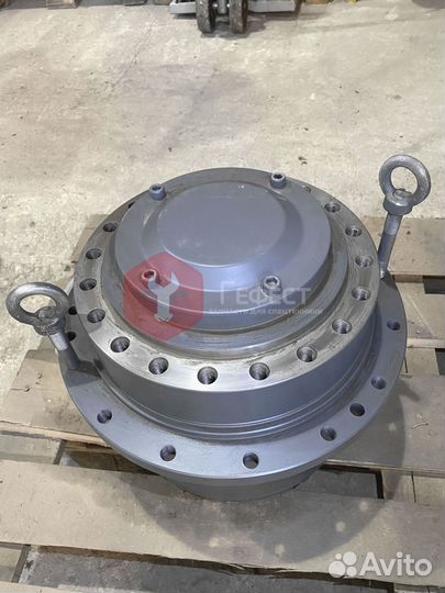 Бортовой редуктор Komatsu PC130-6K TZ270B1000-00