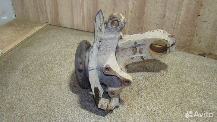 Кулак поворотный передний левый Peugeot Boxer 3