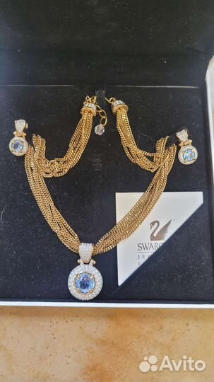 Колье ожерелье swarovski