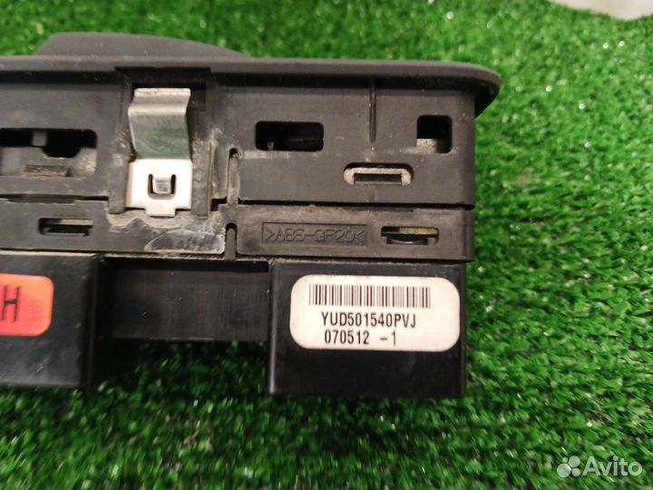 Блок управления стеклоподъемниками