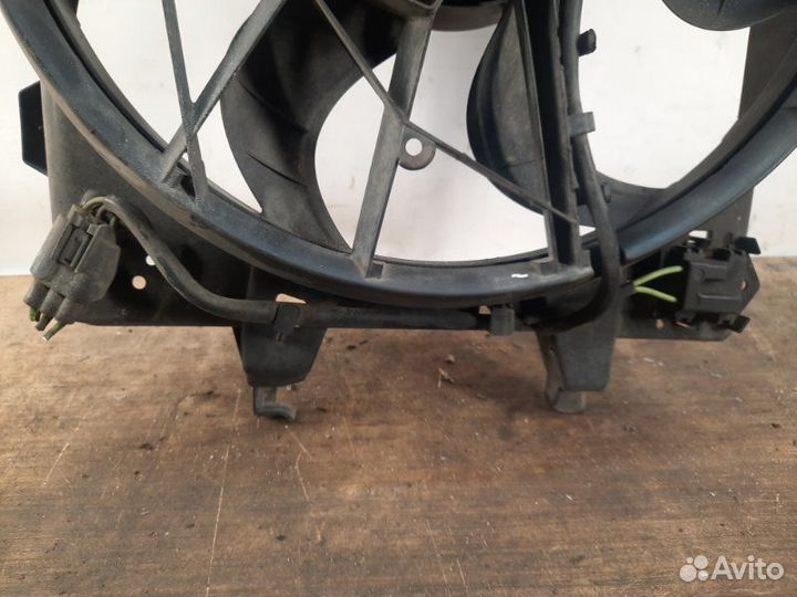 Вентилятор радиатора Ford Focus хэтчбэк 3 дв. 1.6