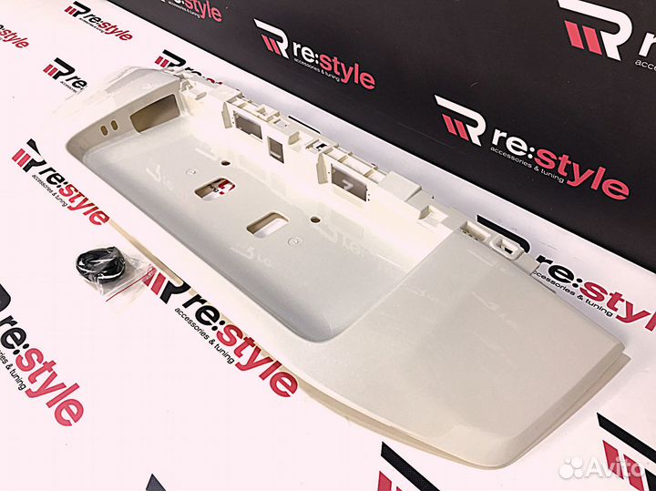 Накладка под номер на 5-ю дверь Prado 150 13-17г