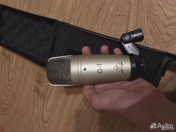 Микрофон behringer c1