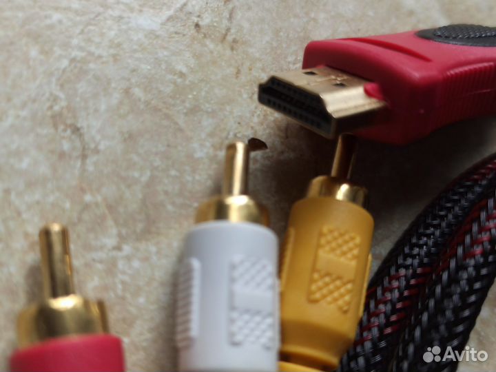 Кабель hdmi и тюльпан