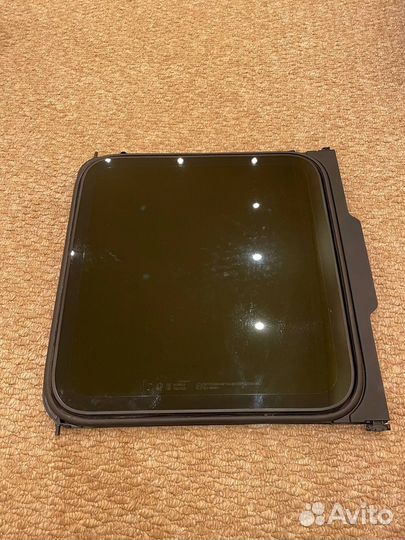 Форточка левой боковой двери hyundai starex/H1