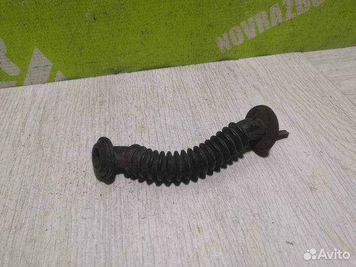 Уплотнитель Киа Спортейдж