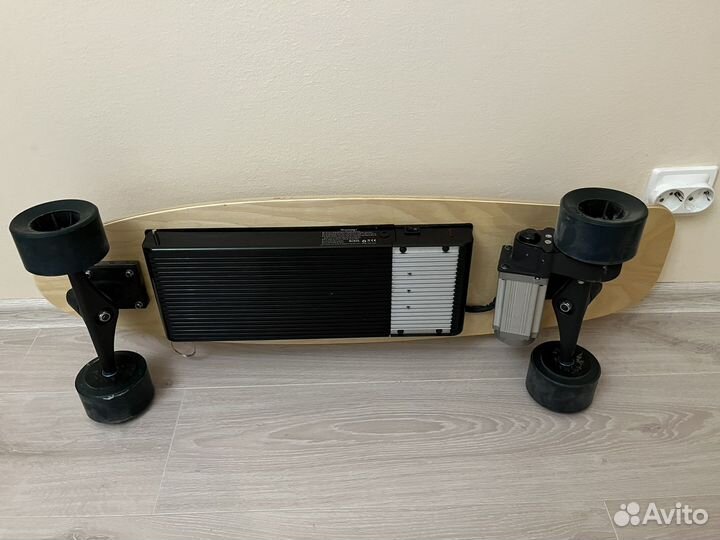 Лонгборд электрический новый (без аккумулятора)