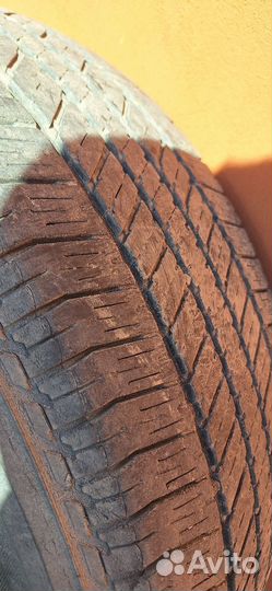Bridgestone Dueler H/T 265/65 R17