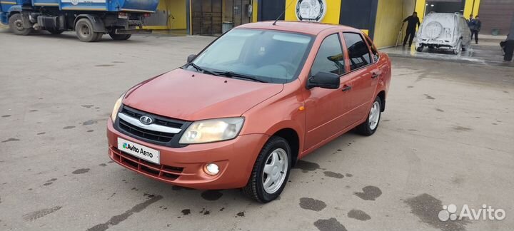 LADA Granta 1.6 МТ, 2013, 300 000 км