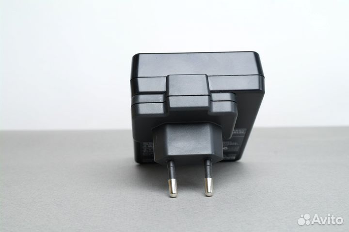 Зарядное Nikon MH-24 (EL EN14)