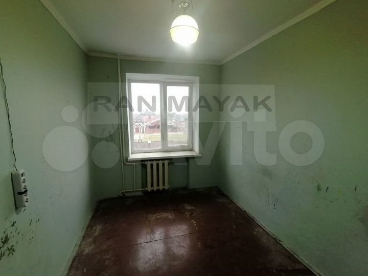 2-к. квартира, 32 м², 3/5 эт.