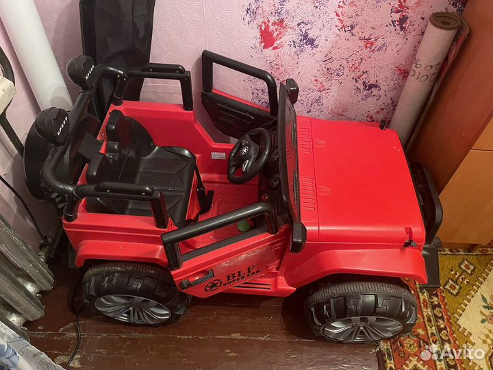 Детский электромобиль