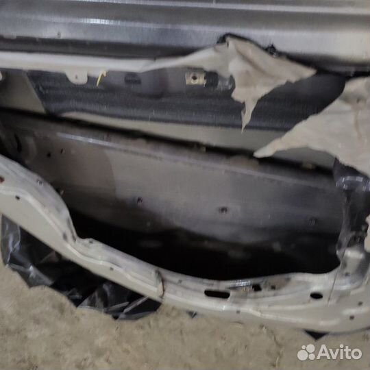 Дверь боковая задняя левая Hyundai Elantra 2006