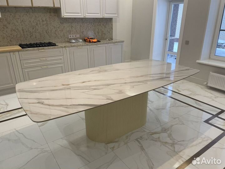 Стол на заказ из керамогранита