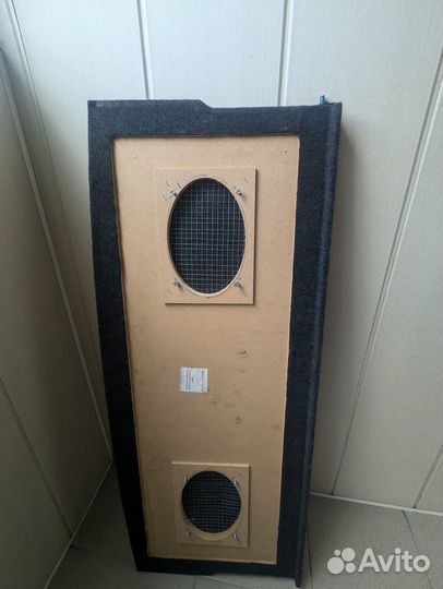 Акустическая полка на ниву