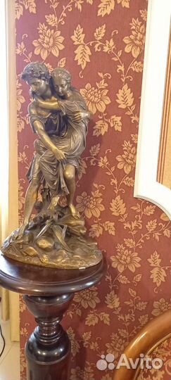 Бронзовая статуэтка 19 век