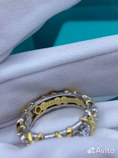 Золото кольцо Tiffany бриллианты