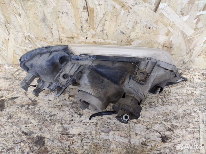 Фара левая Honda CR-V 1