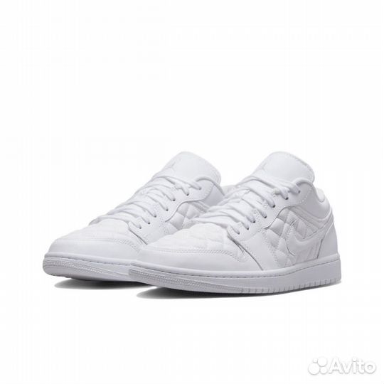 Nike Air Jordan 1 Low “Triple White”