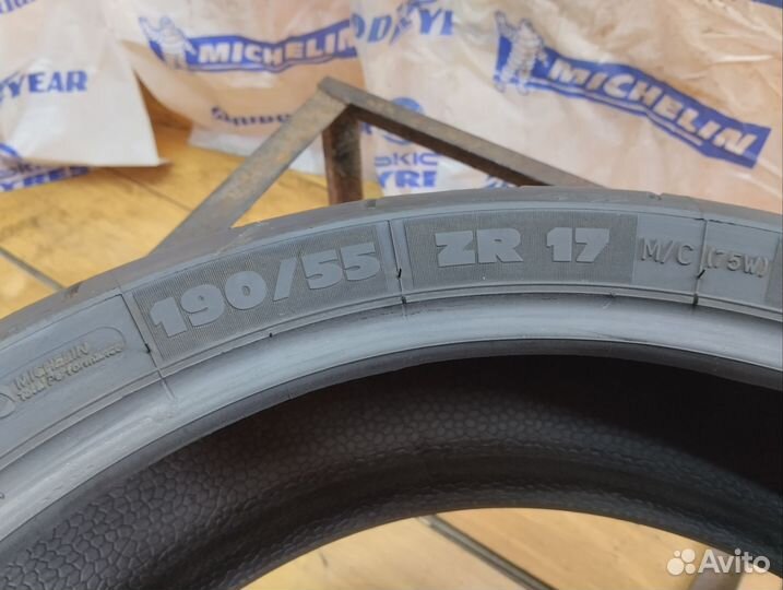 190/55/17 r17 Michelin Pilot Road 4 GT (и-32)