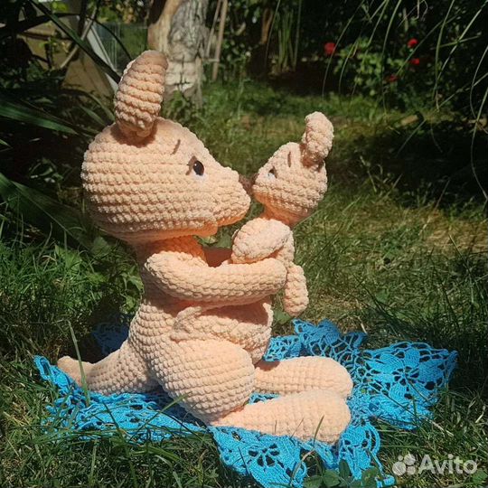 Кенгуру игрушка