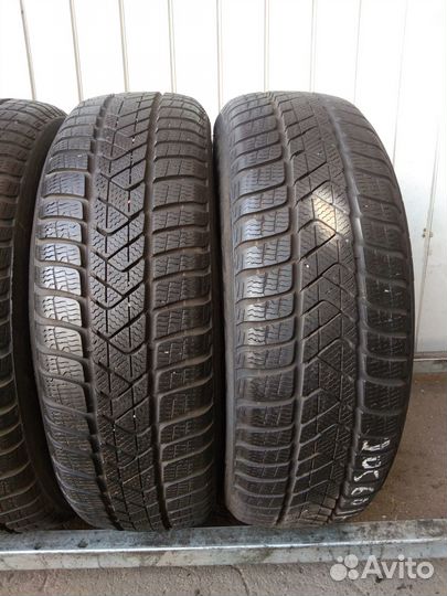 Pirelli Winter Sottozero 3 205/60 R17