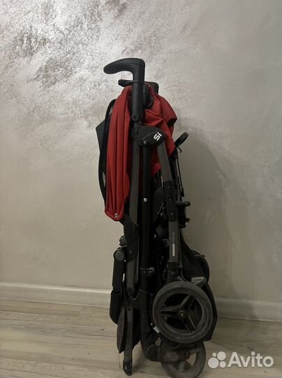 Прогулочная коляска peg perego si