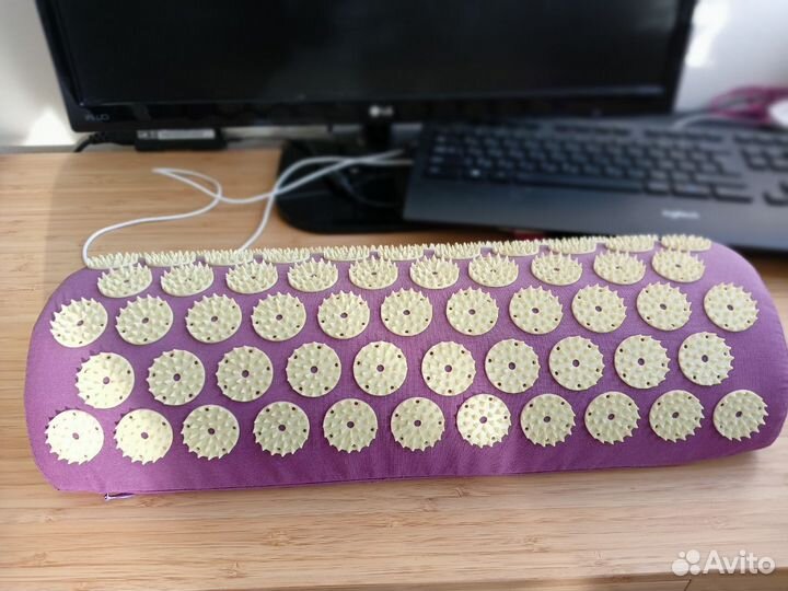 Массажер акупунктурный валик