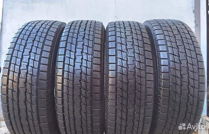 Goodyear Ice Navi SUV 225/65 R17 102Q