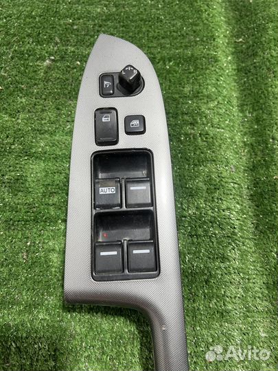 Блок управления стеклоподъемниками Honda Accord 7