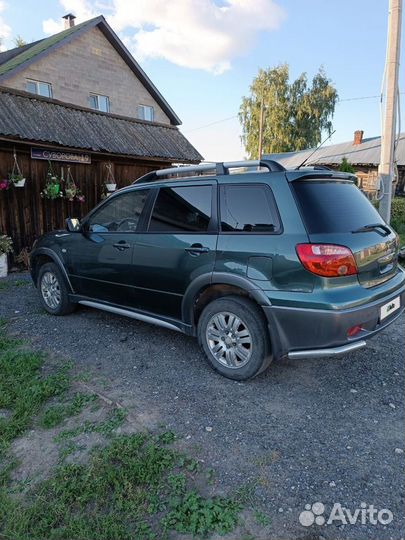 Mitsubishi Outlander 2.4 AT, 2006, 240 000 км