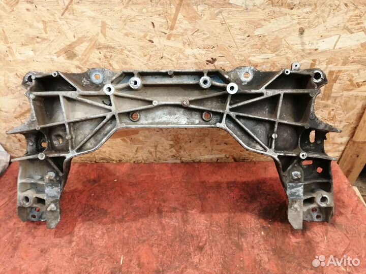 Балка подмоторная Infiniti Q50 2013-2017