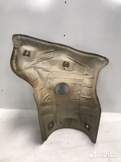 Экран тепловой/термоэкран коллектора Mazda 3 BK