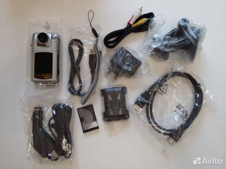 Автомобильный видеорегистратор DVR-F900LHD