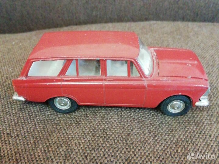 Модель автомобиля Москвич 408 и 426