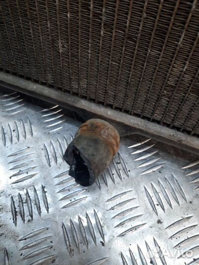 Радиатор основной Peugeot 307 хэтчбэк 1.6 9HZ 2006